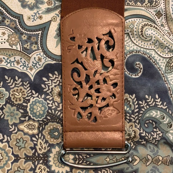 Belt - Picture 2 of 4